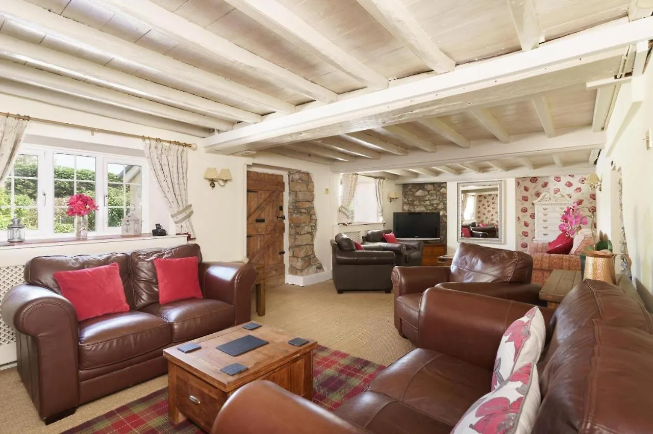 Windy Ridge Cottage - 5 Bedroom Holiday Home - Oxwich Oystermouth 0*,