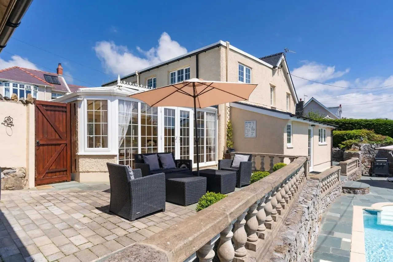 Windy Ridge Cottage - 5 Bedroom Holiday Home - Oxwich Oystermouth